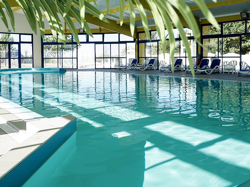 images/establishments/domaine-des-guifettes/piscines/piscine-couverte-domaine-des-guifettes-2.jpg#joomlaImage://local-images/establishments/domaine-des-guifettes/piscines/piscine-couverte-domaine-des-guifettes-2.jpg?width=800&height=600