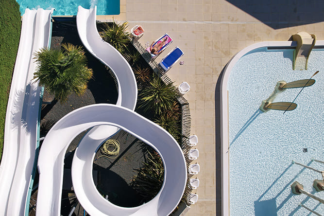 images/establishments/domaine-des-guifettes/piscines/toboggans-aquatique-domaine-des-guifette.jpg#joomlaImage://local-images/establishments/domaine-des-guifettes/piscines/toboggans-aquatique-domaine-des-guifette.jpg?width=667&height=444