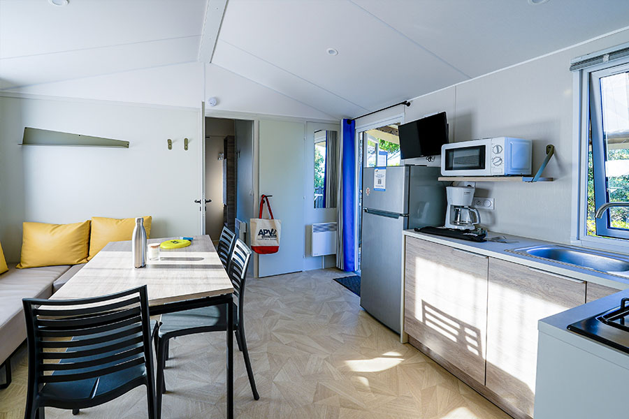 images/establishments/l-anse-des-pins/hebergements/mobil-home-3-chambres-oleron.jpg#joomlaImage://local-images/establishments/l-anse-des-pins/hebergements/mobil-home-3-chambres-oleron.jpg?width=900&height=600