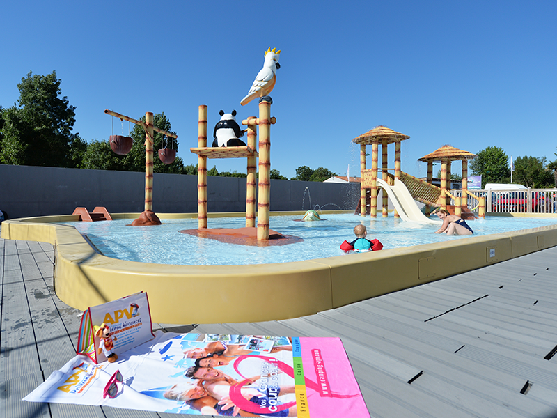 camping moncalm jeux aquatiques